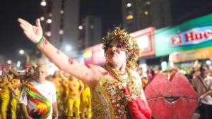 Una de las perlas de la Guacherna 2026: el homenaje de Adolfo Maury, Rey Momo del Carnaval, a ‘María Moñito’