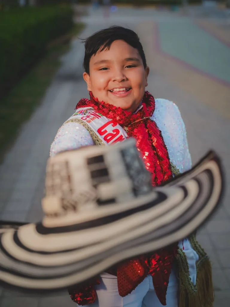 Fotografía de Joshua Ortiz, Rey Momo del Carnaval de los Niños 2026, que estará en el Festival de la Leyenda Vallenata.